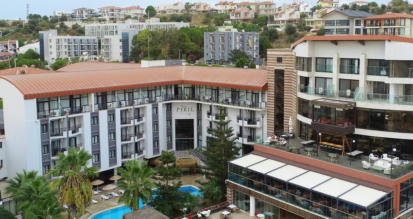 YILBAŞI 2025 ÇEŞME PIRIL OTEL