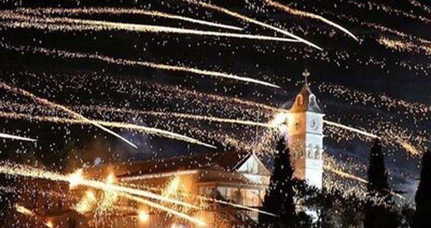 SAKIZ ADASI PASKALYA (ROKET SAVAŞLARI) TURU 2 GÜN 1 GECE