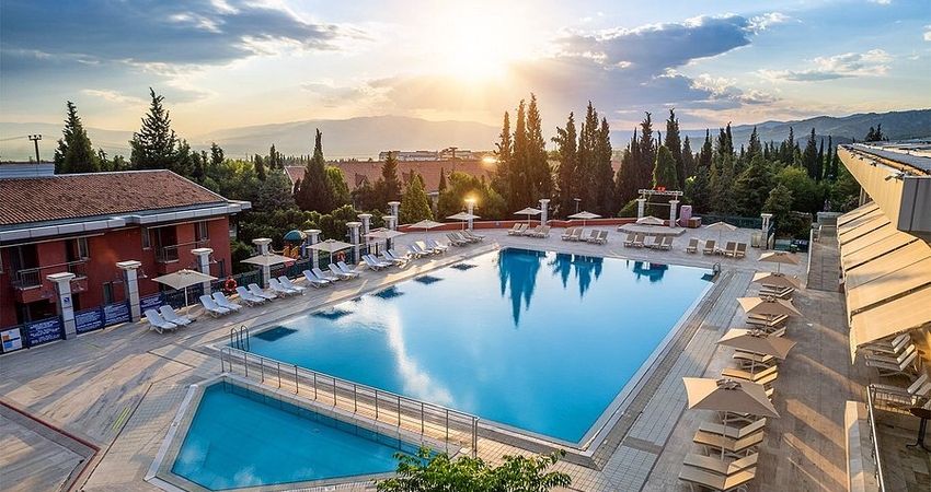 PAMUKKALE TURU YARIYIL TATİLİNE ÖZEL