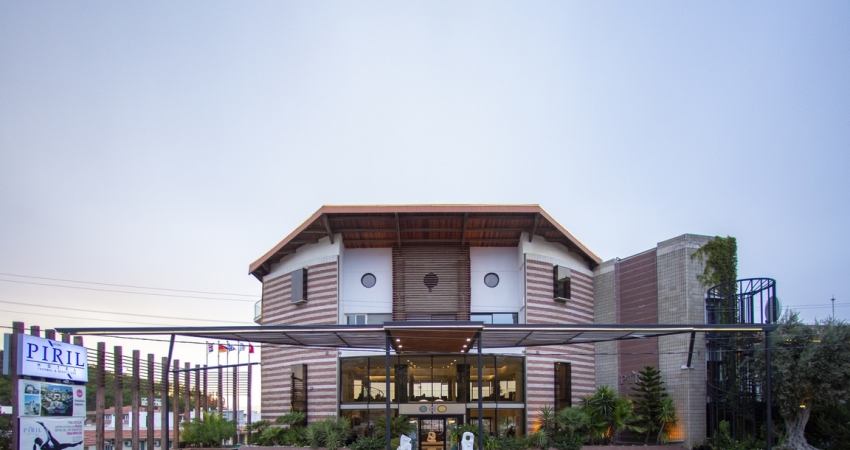 SEVGİLİLER GÜNÜ ÇEŞME PIRIL OTEL