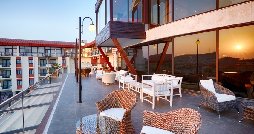 SEVGİLİLER GÜNÜ ÇEŞME PIRIL OTEL