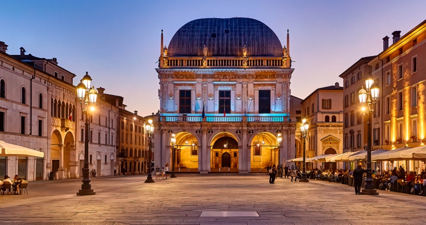 UÇAKLA BÜYÜK İTALYA VE GÖLLER BÖLGESİ TURU