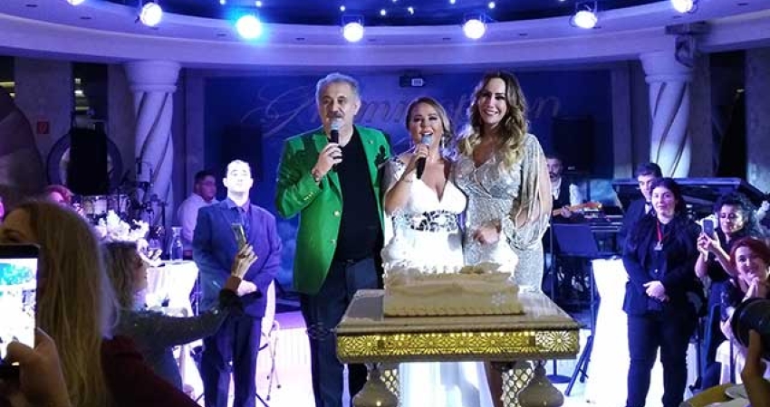 SAFİYE SOYMANLA KADINLAR MATİNESİ